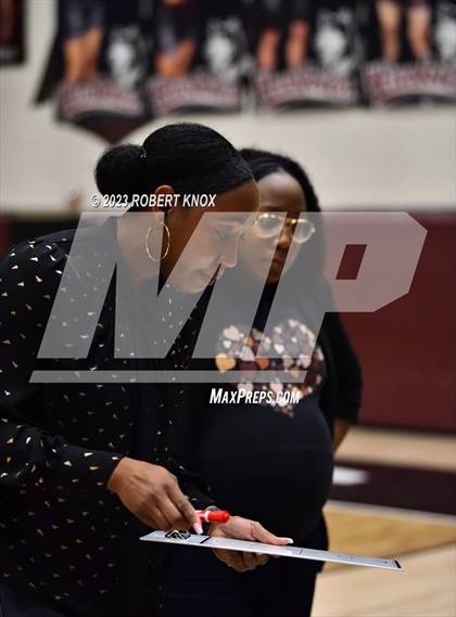 Thumbnail 3 in JV: Basha @ Hamilton photogallery.