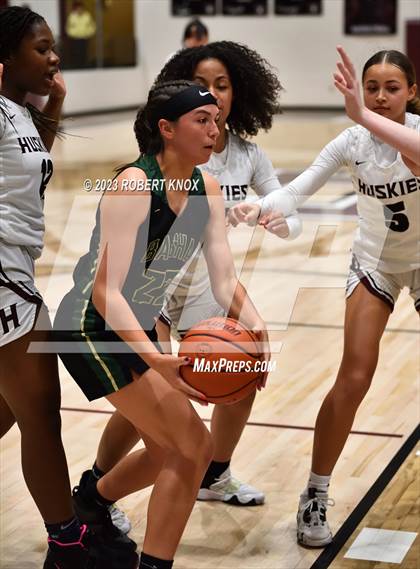 Thumbnail 2 in JV: Basha @ Hamilton photogallery.