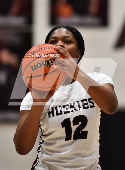 Thumbnail 3 in JV: Basha @ Hamilton photogallery.