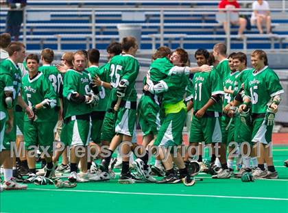 Thumbnail 1 in Ithaca vs. Farmingdale (NYSPHSAA Class A Final) photogallery.