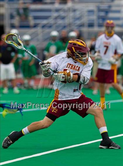 Thumbnail 2 in Ithaca vs. Farmingdale (NYSPHSAA Class A Final) photogallery.