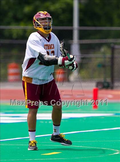Thumbnail 2 in Ithaca vs. Farmingdale (NYSPHSAA Class A Final) photogallery.