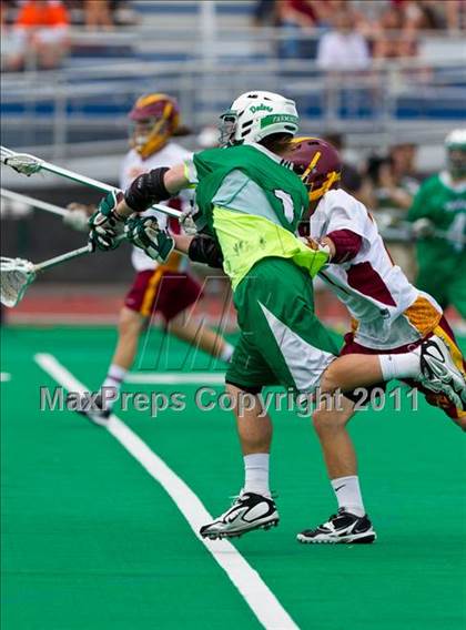 Thumbnail 2 in Ithaca vs. Farmingdale (NYSPHSAA Class A Final) photogallery.