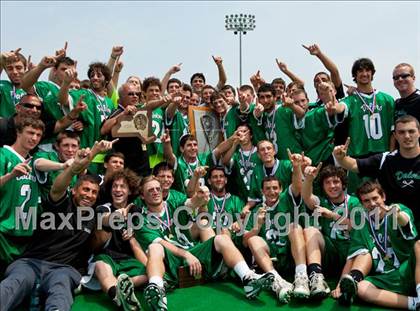 Thumbnail 2 in Ithaca vs. Farmingdale (NYSPHSAA Class A Final) photogallery.