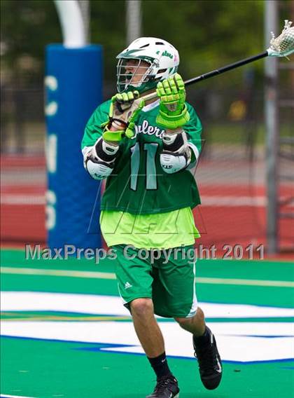 Thumbnail 2 in Ithaca vs. Farmingdale (NYSPHSAA Class A Final) photogallery.