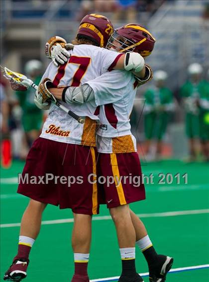Thumbnail 2 in Ithaca vs. Farmingdale (NYSPHSAA Class A Final) photogallery.