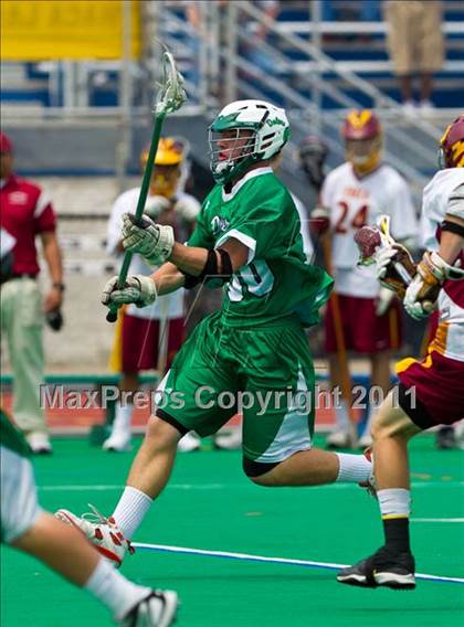 Thumbnail 2 in Ithaca vs. Farmingdale (NYSPHSAA Class A Final) photogallery.