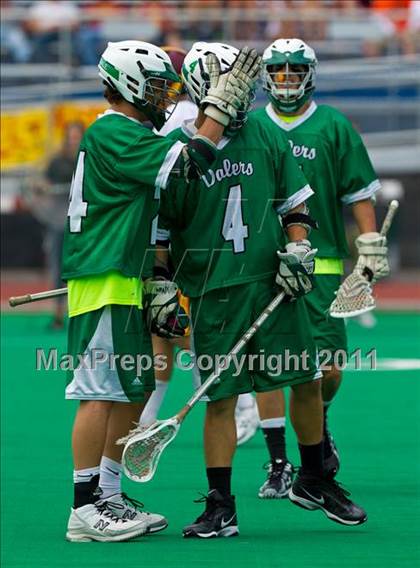 Thumbnail 2 in Ithaca vs. Farmingdale (NYSPHSAA Class A Final) photogallery.