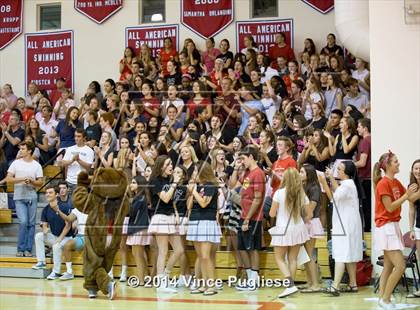 Thumbnail 3 in La Salle vs Flintridge Sacred Heart photogallery.