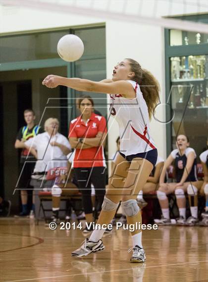 Thumbnail 3 in La Salle vs Flintridge Sacred Heart photogallery.