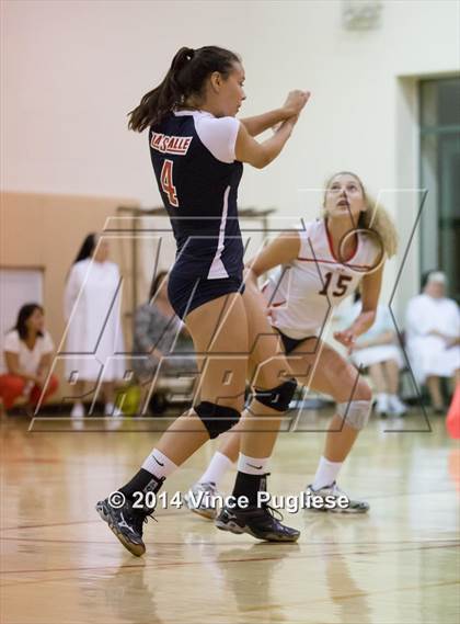 Thumbnail 1 in La Salle vs Flintridge Sacred Heart photogallery.