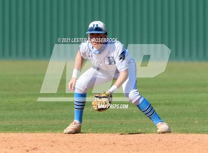 Thumbnail 1 in Laredo United South vs Harlan (UIL 6A Bi-District Playoff) photogallery.