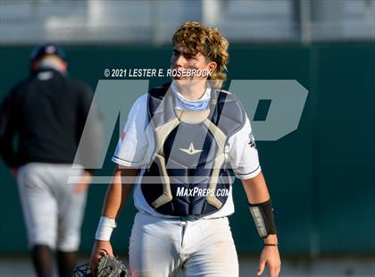 Thumbnail 3 in Laredo United South vs Harlan (UIL 6A Bi-District Playoff) photogallery.