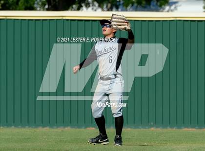 Thumbnail 2 in Laredo United South vs Harlan (UIL 6A Bi-District Playoff) photogallery.