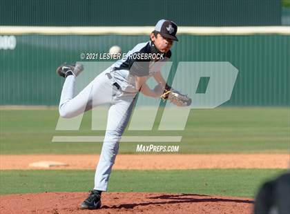 Thumbnail 3 in Laredo United South vs Harlan (UIL 6A Bi-District Playoff) photogallery.