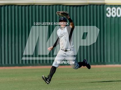 Thumbnail 2 in Laredo United South vs Harlan (UIL 6A Bi-District Playoff) photogallery.