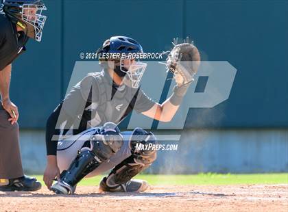 Thumbnail 1 in Laredo United South vs Harlan (UIL 6A Bi-District Playoff) photogallery.