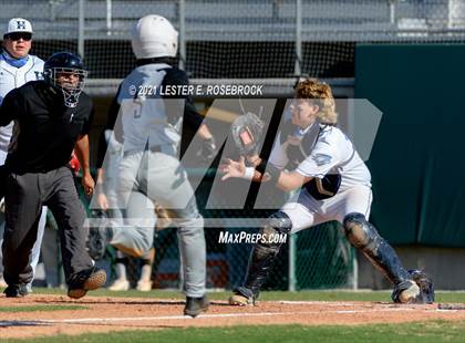 Thumbnail 3 in Laredo United South vs Harlan (UIL 6A Bi-District Playoff) photogallery.
