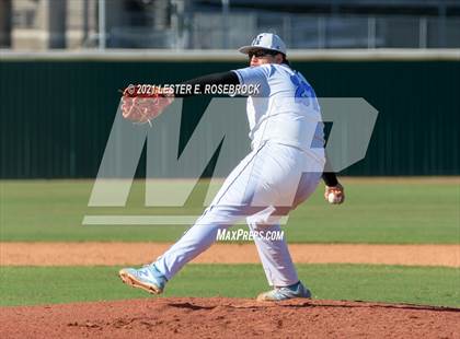 Thumbnail 2 in Laredo United South vs Harlan (UIL 6A Bi-District Playoff) photogallery.