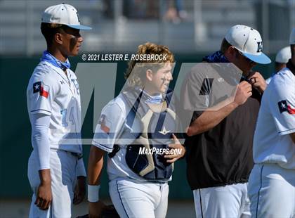 Thumbnail 2 in Laredo United South vs Harlan (UIL 6A Bi-District Playoff) photogallery.