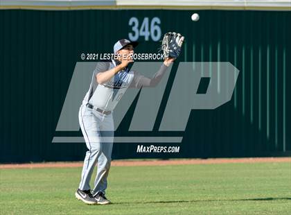 Thumbnail 3 in Laredo United South vs Harlan (UIL 6A Bi-District Playoff) photogallery.