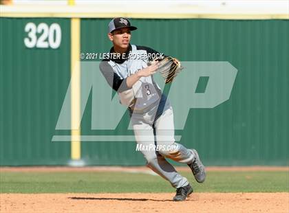 Thumbnail 1 in Laredo United South vs Harlan (UIL 6A Bi-District Playoff) photogallery.