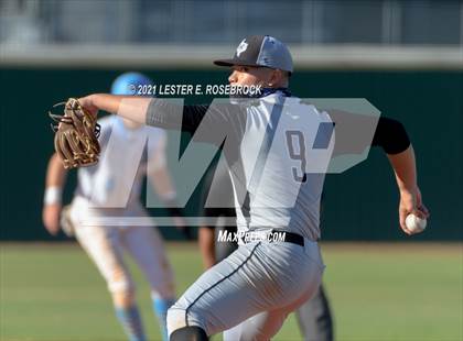 Thumbnail 1 in Laredo United South vs Harlan (UIL 6A Bi-District Playoff) photogallery.