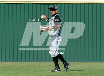 Thumbnail 3 in Laredo United South vs Harlan (UIL 6A Bi-District Playoff) photogallery.