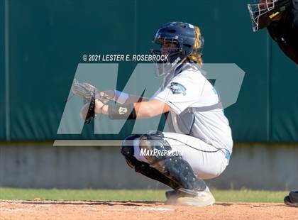 Thumbnail 3 in Laredo United South vs Harlan (UIL 6A Bi-District Playoff) photogallery.