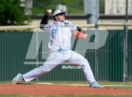 Thumbnail 1 in Laredo United South vs Harlan (UIL 6A Bi-District Playoff) photogallery.