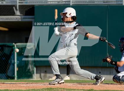 Thumbnail 3 in Laredo United South vs Harlan (UIL 6A Bi-District Playoff) photogallery.