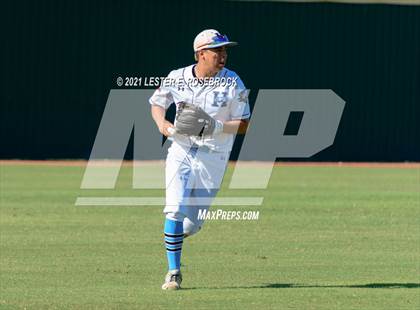 Thumbnail 3 in Laredo United South vs Harlan (UIL 6A Bi-District Playoff) photogallery.