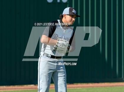 Thumbnail 2 in Laredo United South vs Harlan (UIL 6A Bi-District Playoff) photogallery.