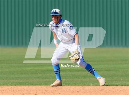 Thumbnail 2 in Laredo United South vs Harlan (UIL 6A Bi-District Playoff) photogallery.