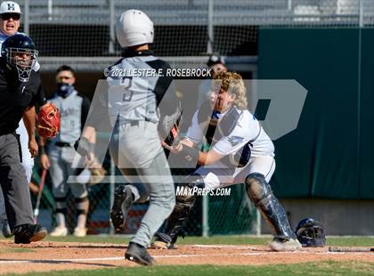Thumbnail 1 in Laredo United South vs Harlan (UIL 6A Bi-District Playoff) photogallery.