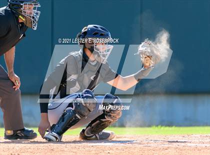 Thumbnail 2 in Laredo United South vs Harlan (UIL 6A Bi-District Playoff) photogallery.