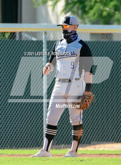 Thumbnail 2 in Laredo United South vs Harlan (UIL 6A Bi-District Playoff) photogallery.