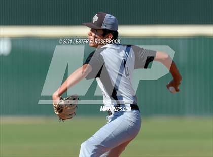 Thumbnail 1 in Laredo United South vs Harlan (UIL 6A Bi-District Playoff) photogallery.