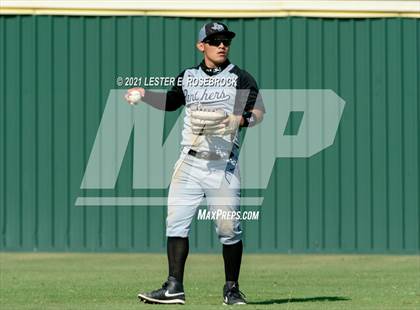 Thumbnail 1 in Laredo United South vs Harlan (UIL 6A Bi-District Playoff) photogallery.