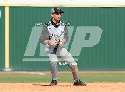Thumbnail 2 in Laredo United South vs Harlan (UIL 6A Bi-District Playoff) photogallery.