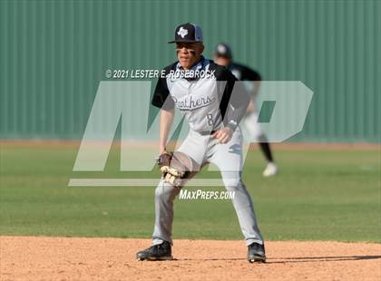Thumbnail 1 in Laredo United South vs Harlan (UIL 6A Bi-District Playoff) photogallery.