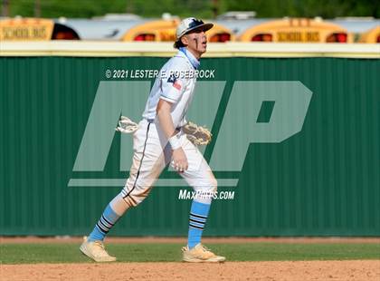 Thumbnail 3 in Laredo United South vs Harlan (UIL 6A Bi-District Playoff) photogallery.