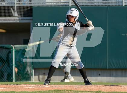 Thumbnail 1 in Laredo United South vs Harlan (UIL 6A Bi-District Playoff) photogallery.