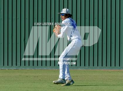 Thumbnail 1 in Laredo United South vs Harlan (UIL 6A Bi-District Playoff) photogallery.