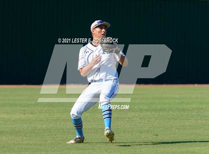 Thumbnail 1 in Laredo United South vs Harlan (UIL 6A Bi-District Playoff) photogallery.