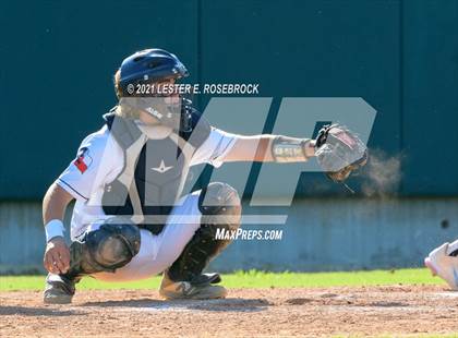Thumbnail 3 in Laredo United South vs Harlan (UIL 6A Bi-District Playoff) photogallery.