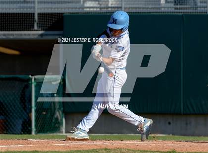 Thumbnail 3 in Laredo United South vs Harlan (UIL 6A Bi-District Playoff) photogallery.