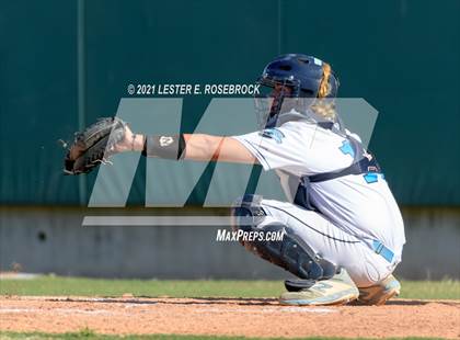 Thumbnail 2 in Laredo United South vs Harlan (UIL 6A Bi-District Playoff) photogallery.