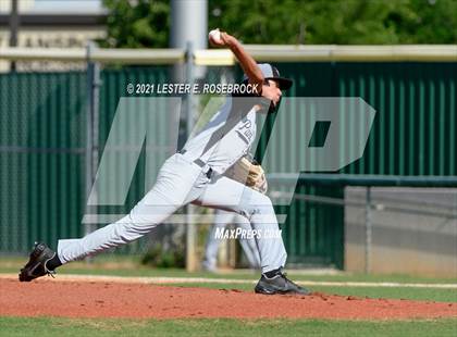 Thumbnail 3 in Laredo United South vs Harlan (UIL 6A Bi-District Playoff) photogallery.