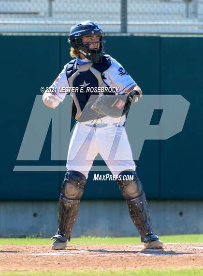 Thumbnail 1 in Laredo United South vs Harlan (UIL 6A Bi-District Playoff) photogallery.